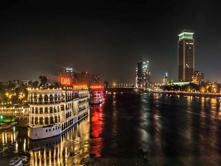 From Cairo: Dinner Cruise on the Nile Including Transfers.