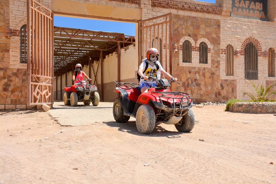 From Hurghada: Sahara Park Safari by Quad including Oriental Show.