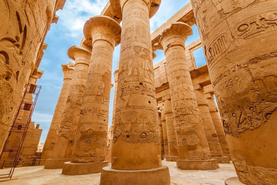 Luxor by Train from Cairo, Luxor By Flight from cairo, hatshebsut, Abu Simpel, El Karnak, Horse carriage, Nile Cruises, book now with Trivaeg