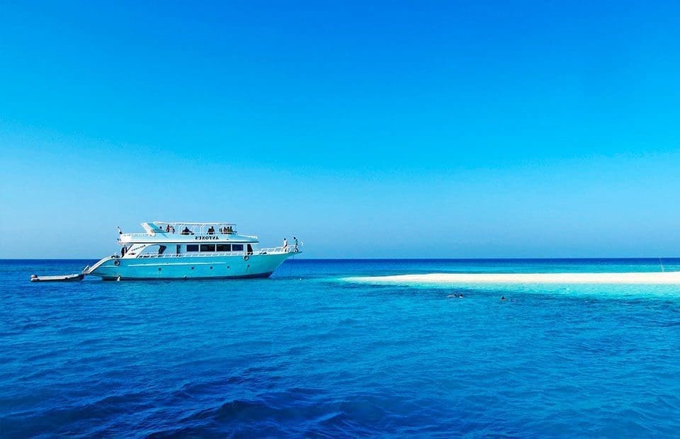 Trivaeg Egypt, Ras Mohamed by bus, White Island, ras mohamed by boat, Ras Mohamed diving, Ras Mohamed snorkling, Book now with Trivaeg